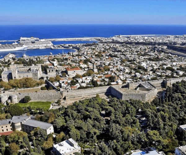 Exploring the Medieval Streets of Rhodes Old Town